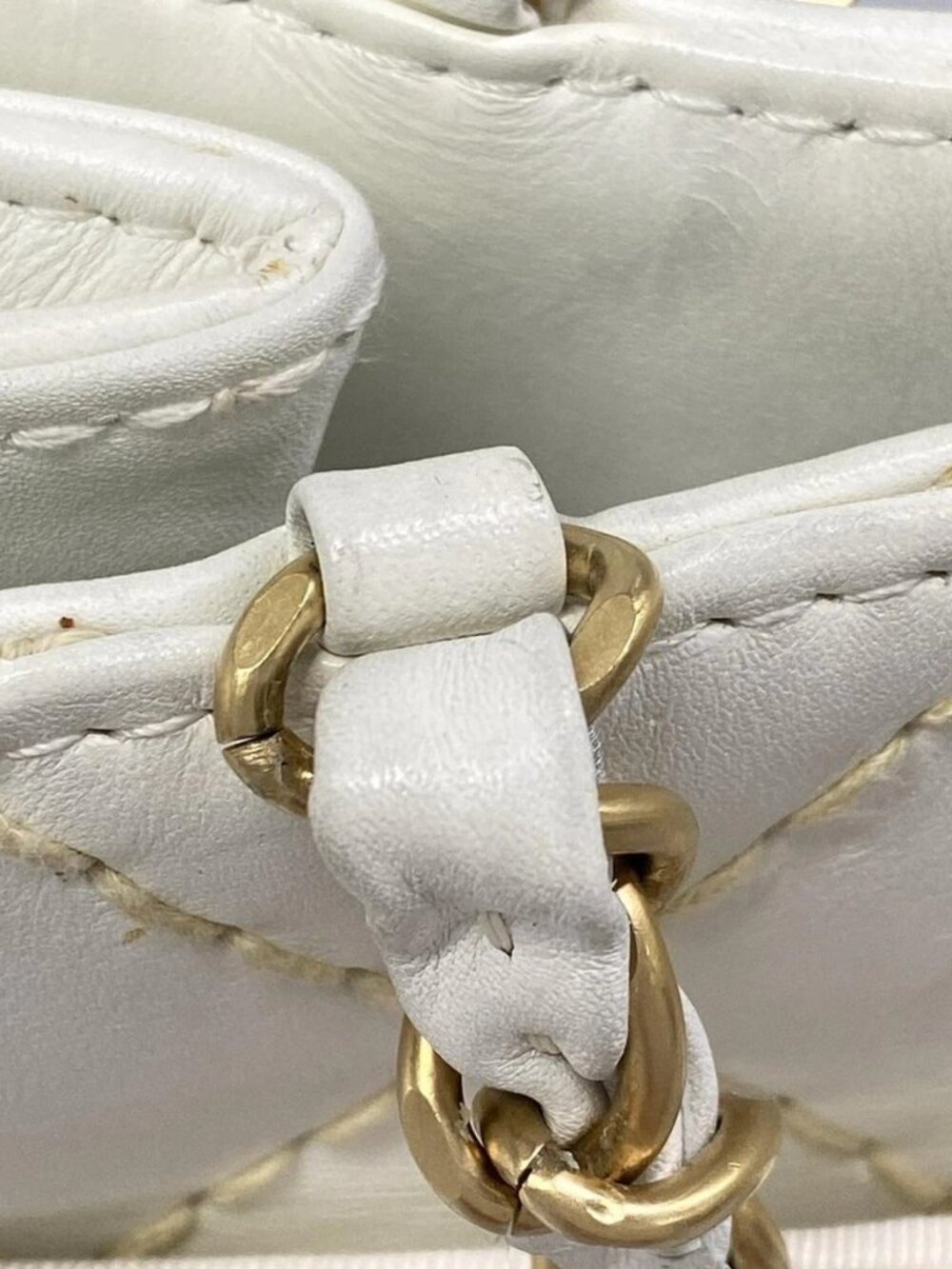 CHANEL Wild Stitch / Matelasse White Leather Shoulder Bag gold hardware - Picture 9 of 15